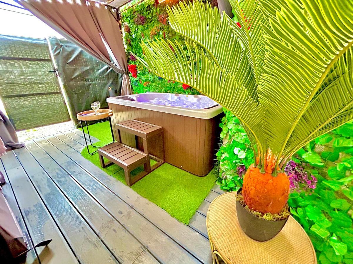 La Lover'S Jungle Pont-Sur-Yonne Luaran gambar