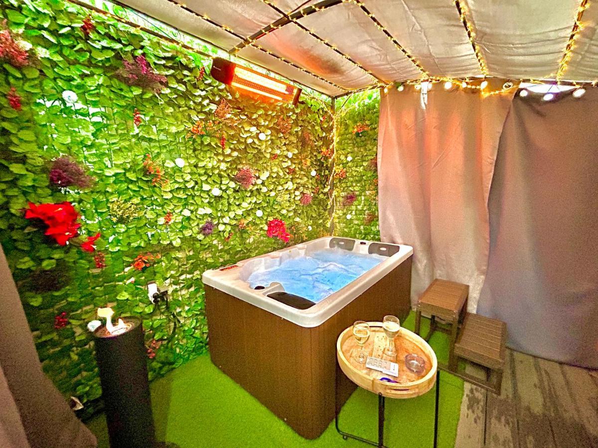 La Lover'S Jungle Pont-Sur-Yonne Luaran gambar