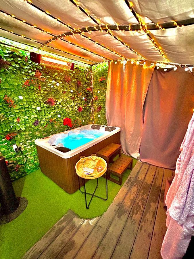La Lover'S Jungle Pont-Sur-Yonne Luaran gambar
